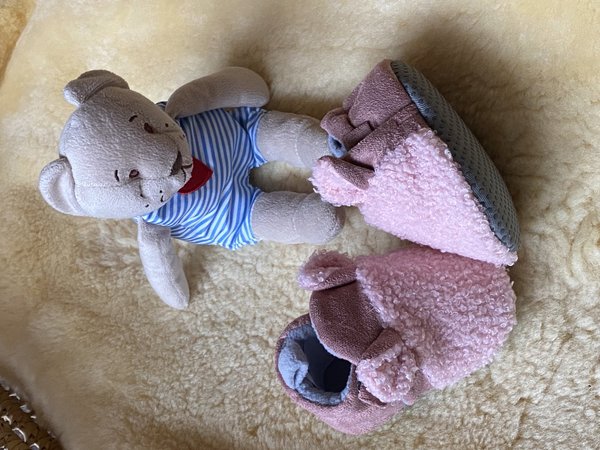Roze teddy slofjes baby 6-12 maanden
